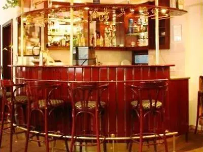 ***  Hotel Polus Budapest Hongrie